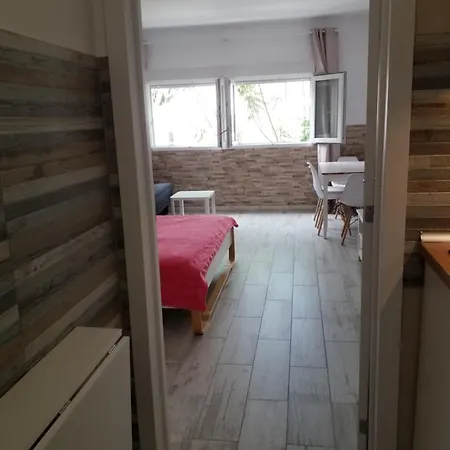 Apartman Designer 1 Bedroom White Tree 2 Minutes To The In The Center, Puerto De La Cruz, Tenerife