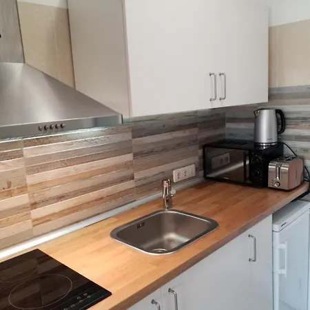 Apartman Designer 1 Bedroom White Tree 2 Minutes To The In The Center, Puerto De La Cruz, Tenerife Puerto de la Cruz