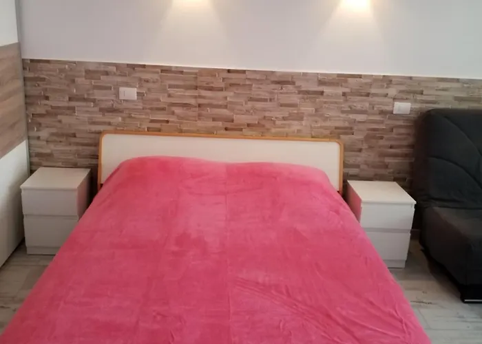 Designer 1 Bedroom White Tree 2 Minutes To The In The Center, Puerto De La Cruz, Tenerife Appartement