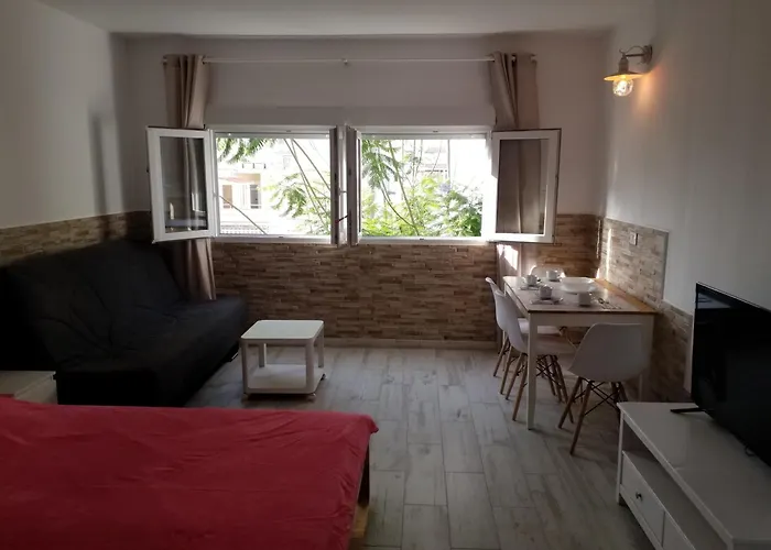 Appartement Designer 1 Bedroom White Tree 2 Minutes To The In The Center, Puerto De La Cruz, Tenerife *