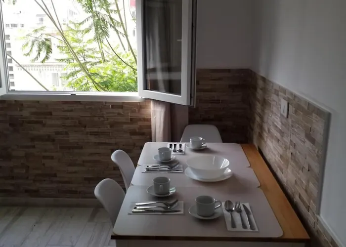 Designer 1 Bedroom White Tree 2 Minutes To The In The Center, Puerto De La Cruz, Tenerife * Puerto de la Cruz (Tenerife)