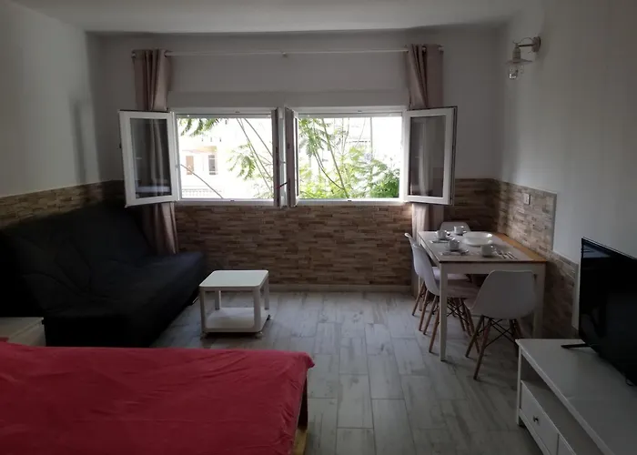 Designer 1 Bedroom White Tree 2 Minutes To The In The Center, Puerto De La Cruz, Tenerife
