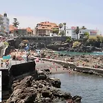 Designer 1 Bedroom White Tree 2 Minutes To The In The Center, Puerto De La Cruz, Tenerife Puerto de la Cruz